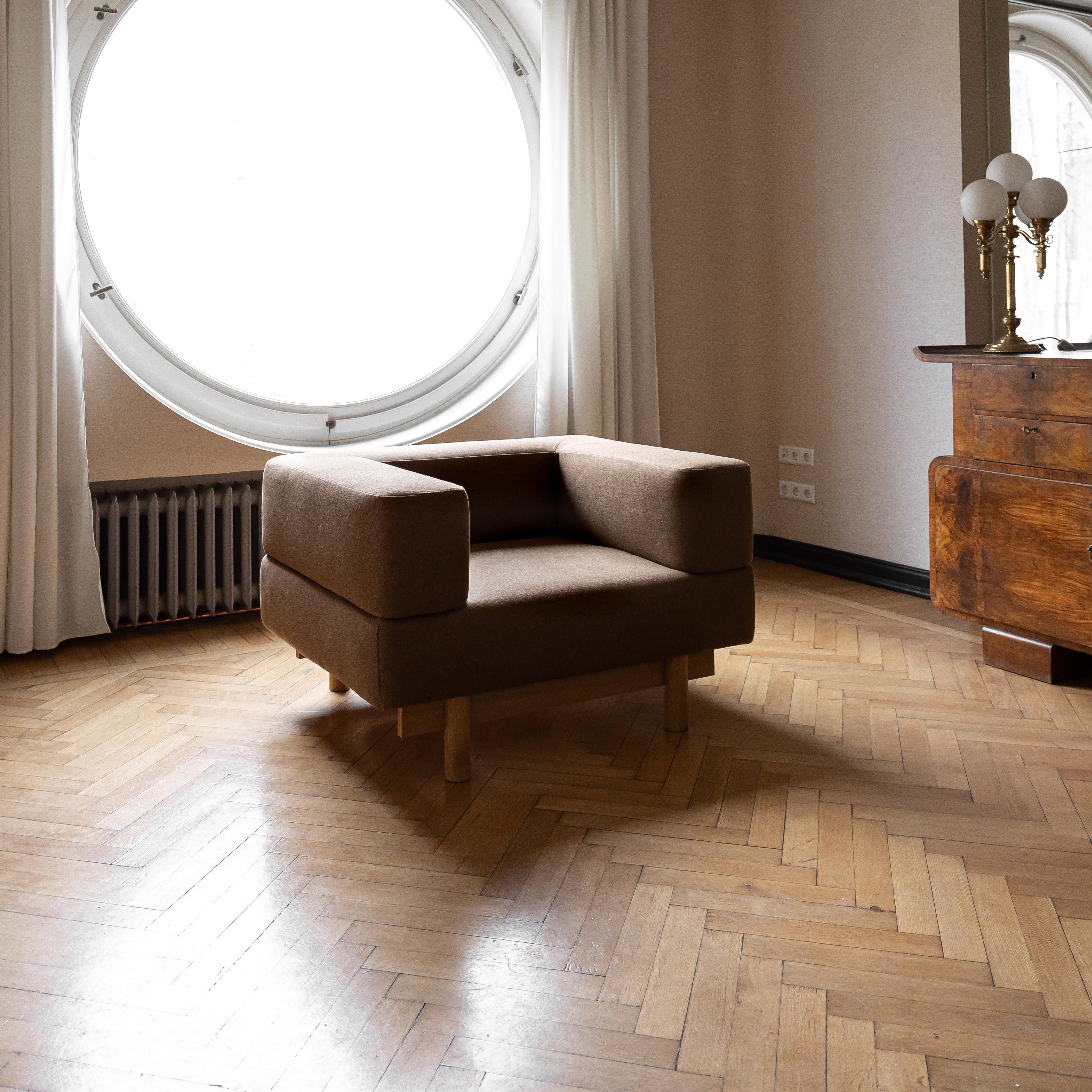 Alchemist Armchair Interior