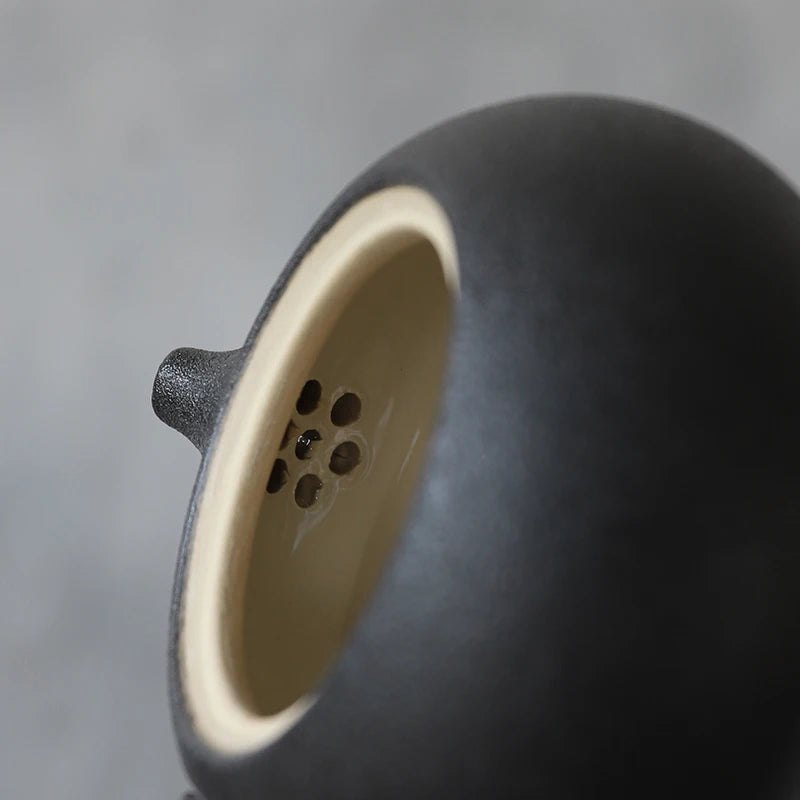 LUWU Chinesische Teekanne aus schwarzer Keramik