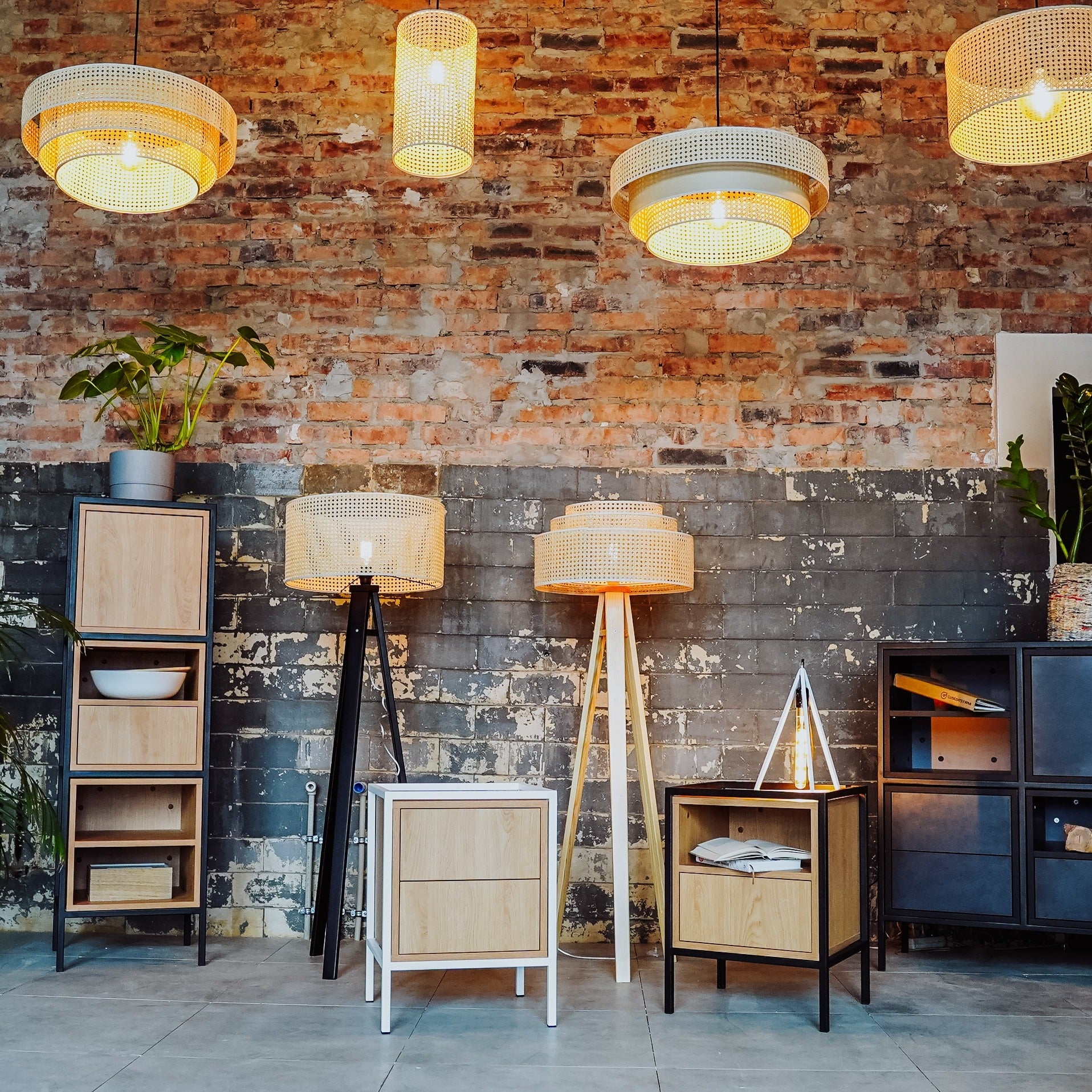 FLETE Floor Lamp Interior