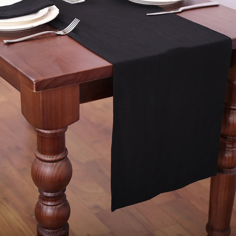 Weißer Tischläufer aus Baumwollstoff