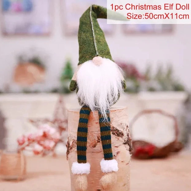 Große Weihnachtspuppe für Dekoration