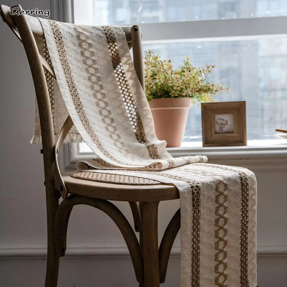 Vintage-Tischläufer mit Muster