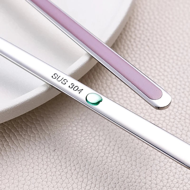 Koreanischer Bestecksatz aus Edelstahl