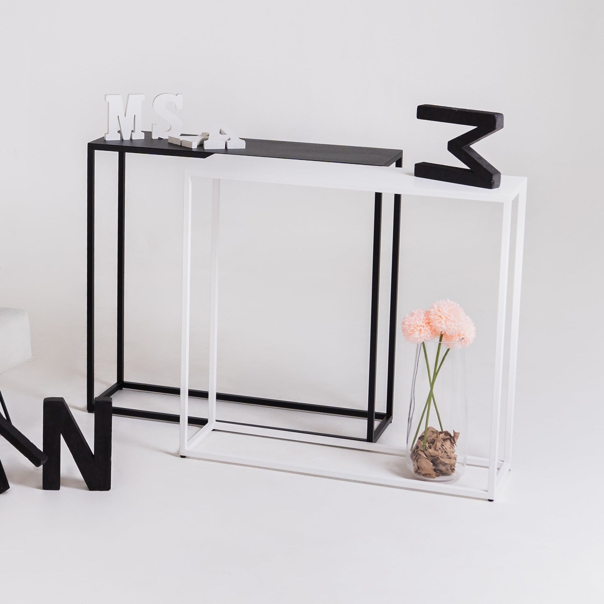 JULITA Console Metal 92 Interior