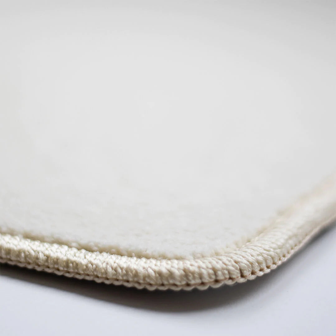 UNI Homemade Rug White