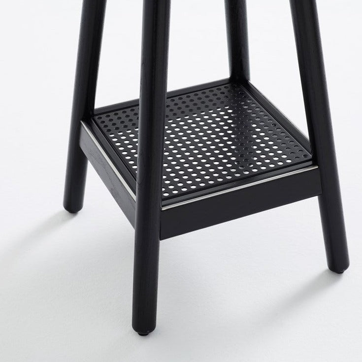 MILO Stool black, footrest detail