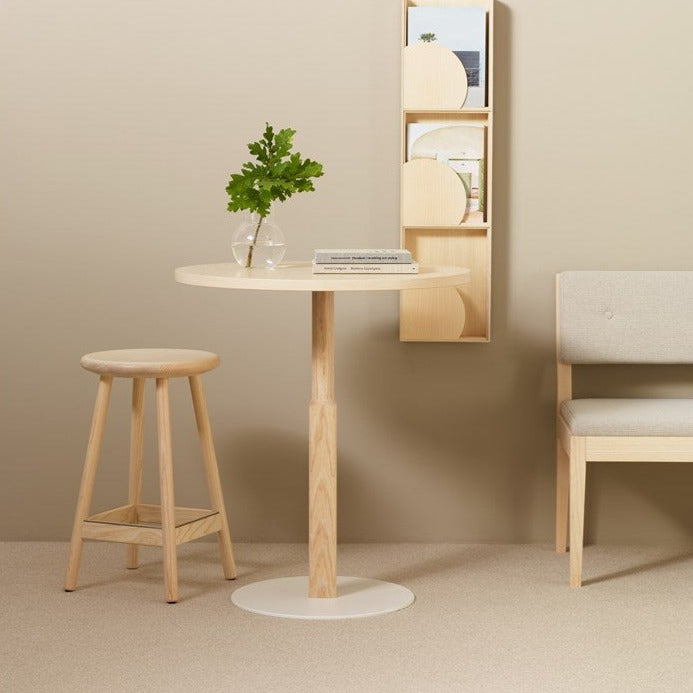 MILO Stool natural interior view
