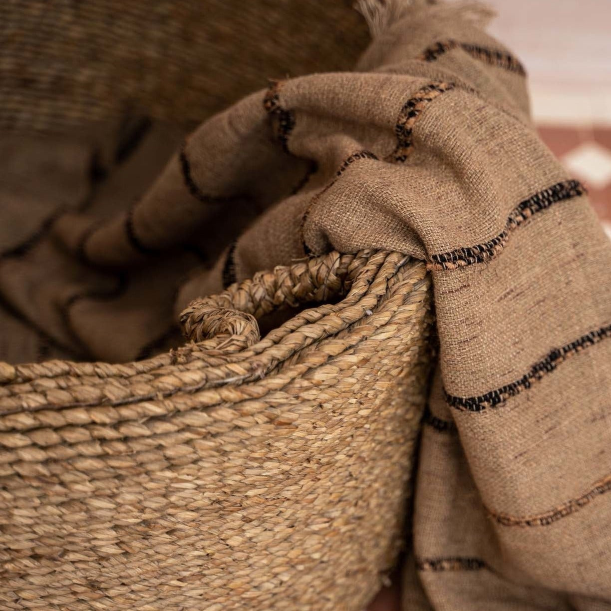 LES QUATRE MAINS Basket Set of 3 crop view