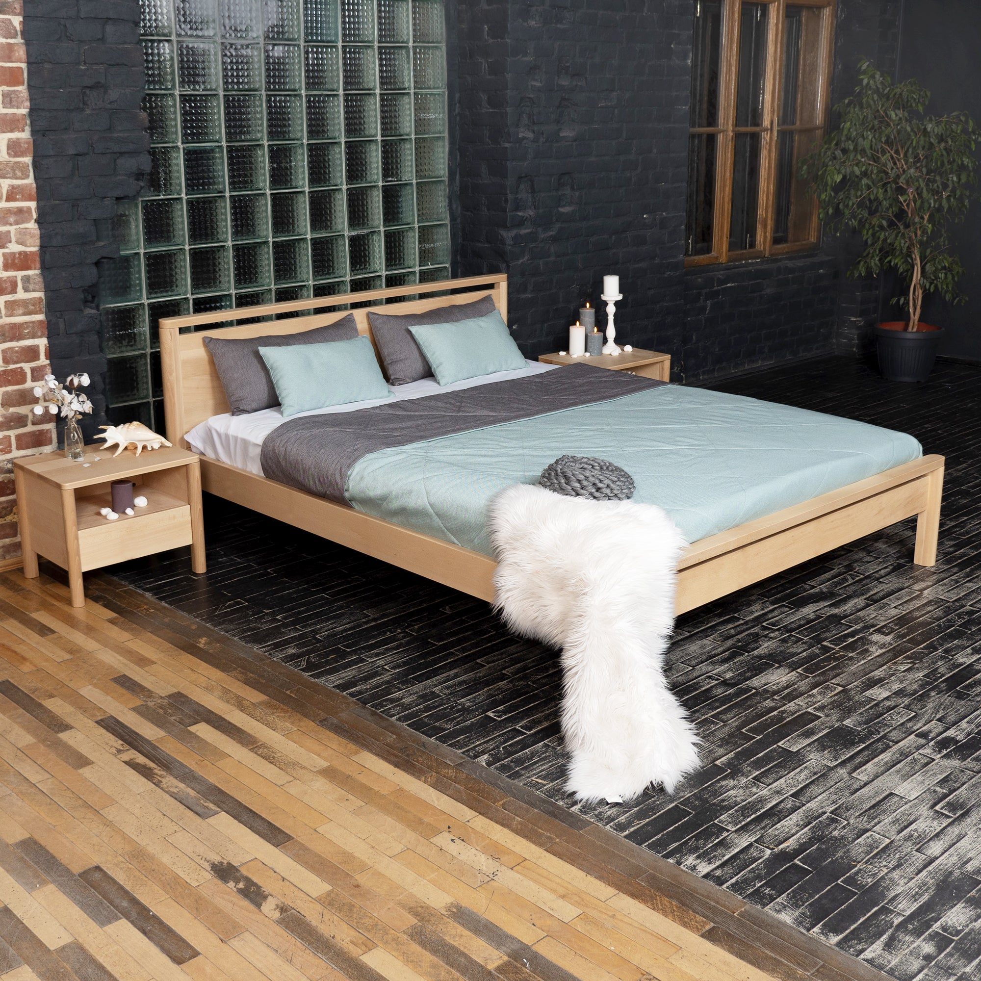 DROP HARD Double Bed, Beech Wood interior view