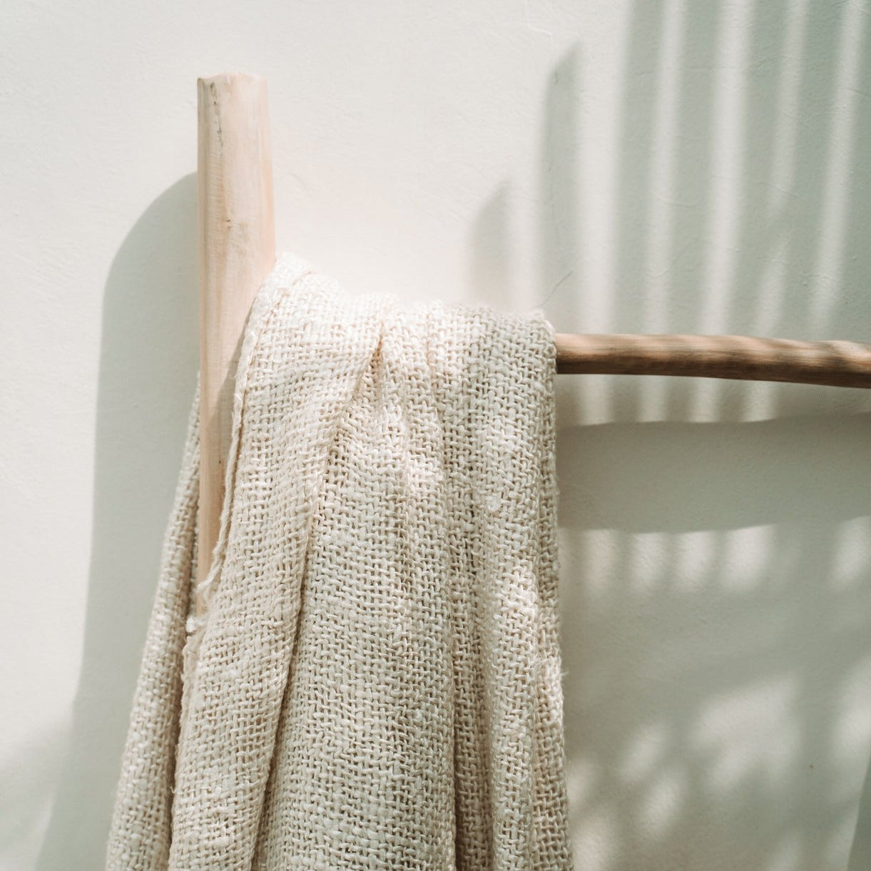 THE S'IL VOUS Plaid Cream outdoor view on the ladder