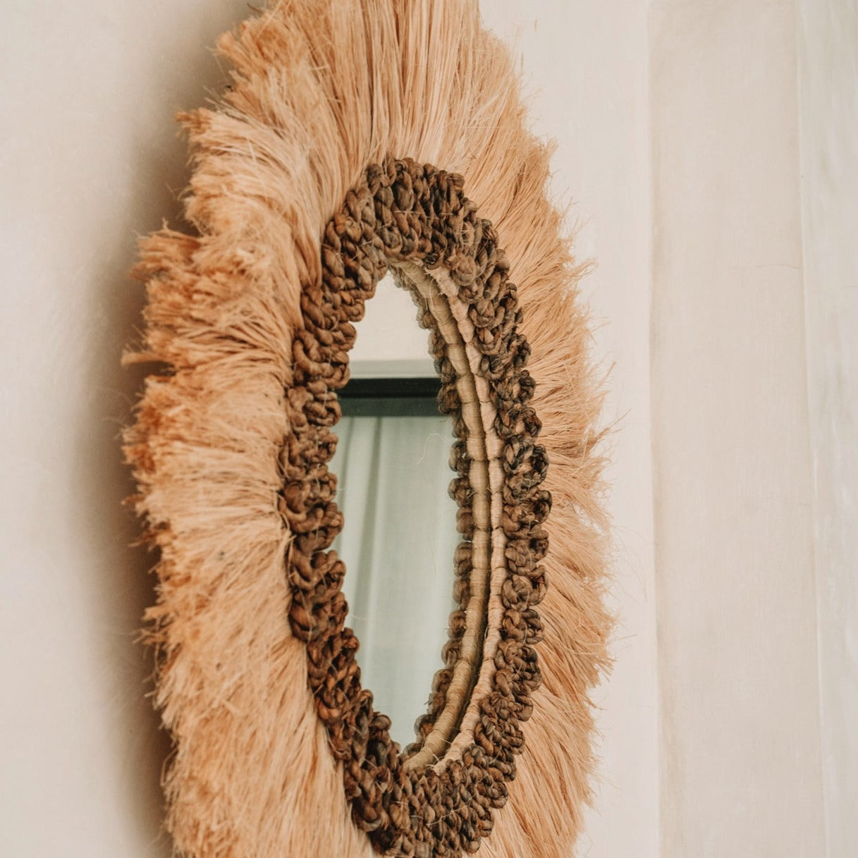 THE MOWGLI Mirror side interior view