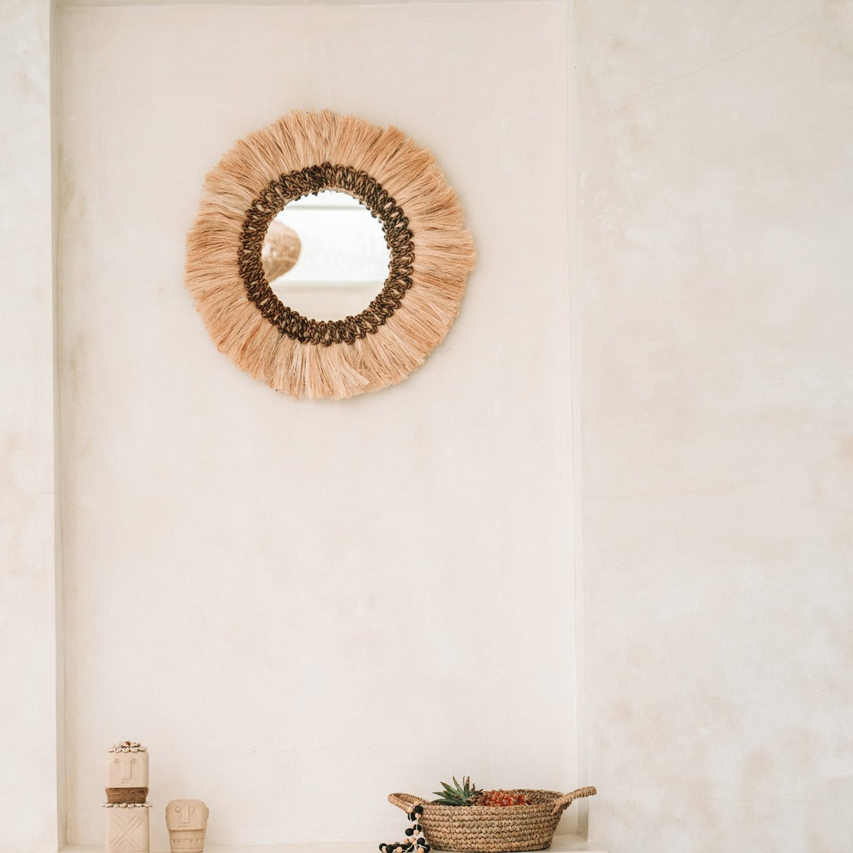 THE MOWGLI Mirror interior view full view