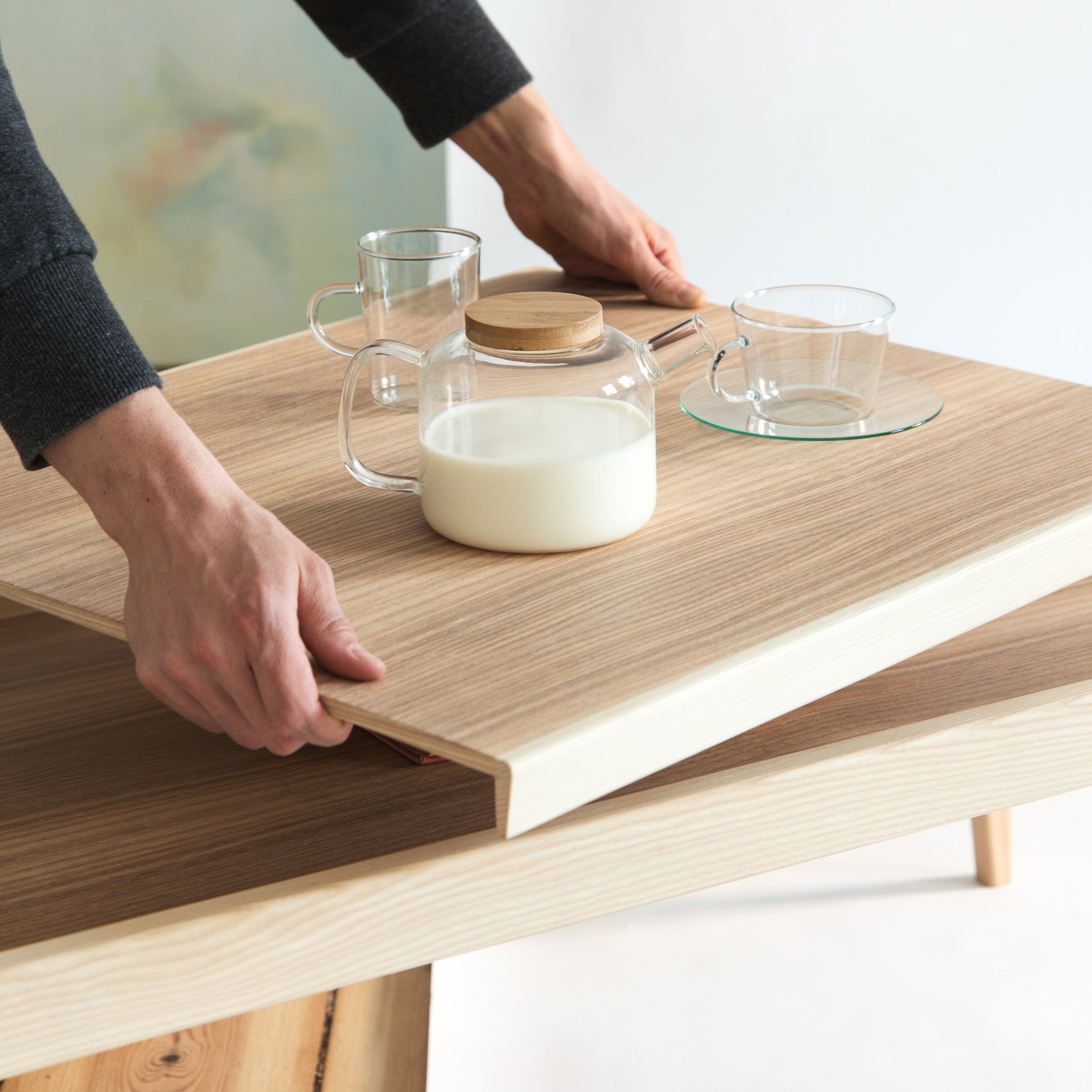 1378 COFFEE Table ash-interior view