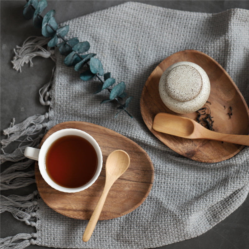 Unregelmäßige ovale Tabletts aus massivem Holz, Akazie aus ganzem Holz