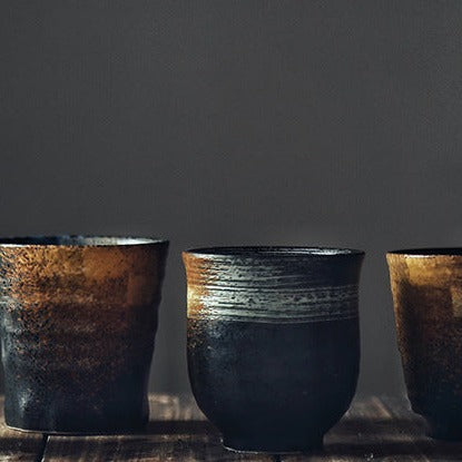 Handbemalte Teetasse aus japanischer Keramik