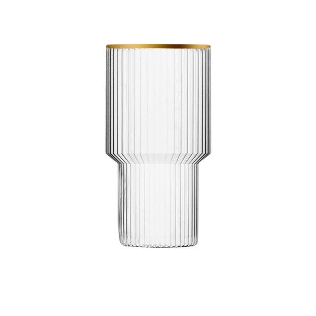 Glaswasserkrug mit vertikalem Muster