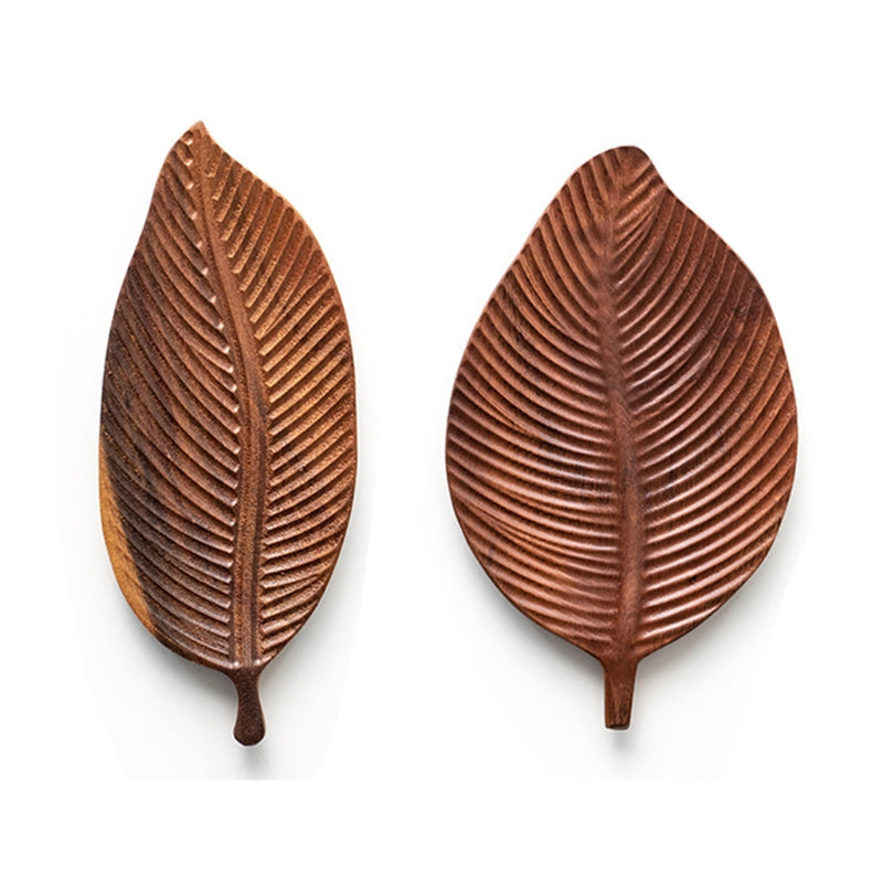 Erfrischungstablett in Blattform aus Holz