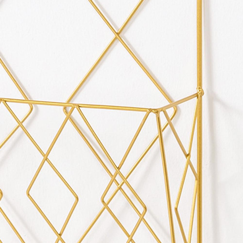 Wandmontiertes Zeitschriftenregal