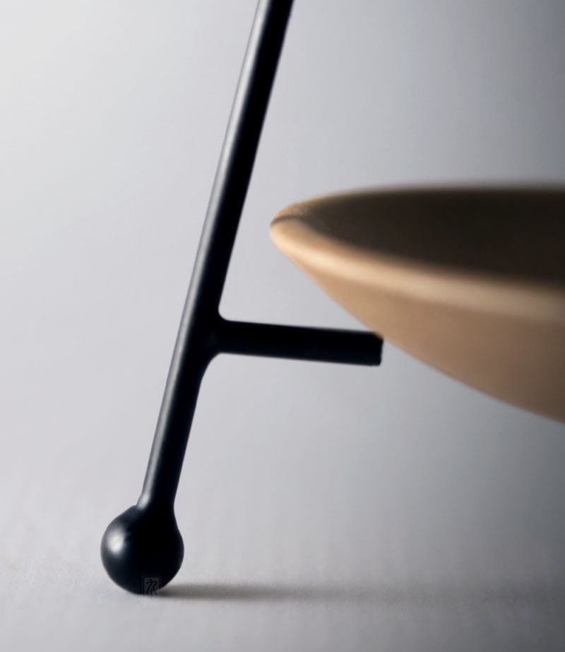 Kreativer Blumentopf aus Keramik im nordischen Stil