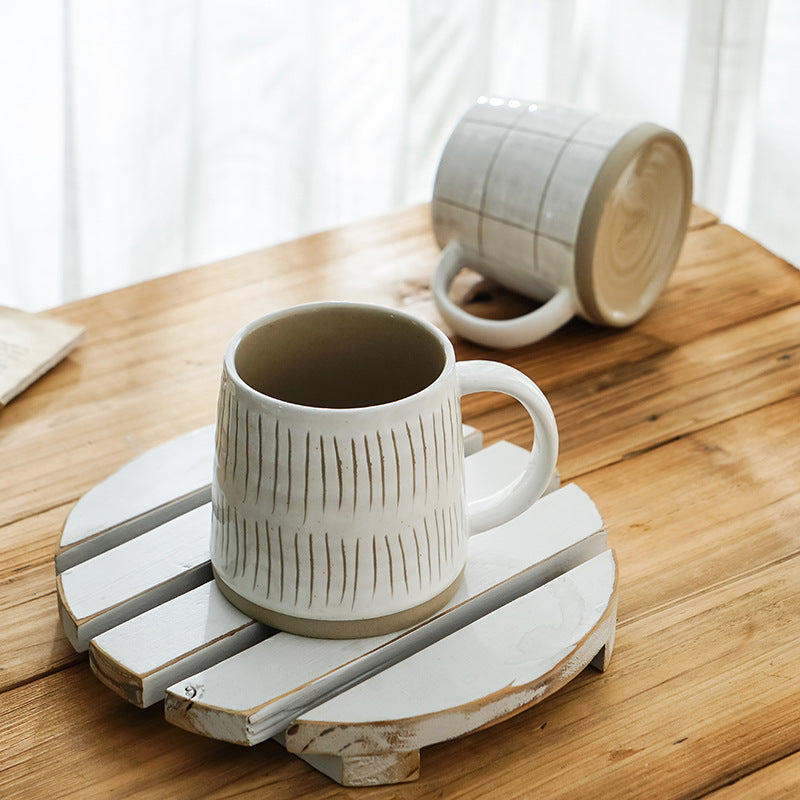 Handbemalte Kaffeetasse aus nordischer Keramik