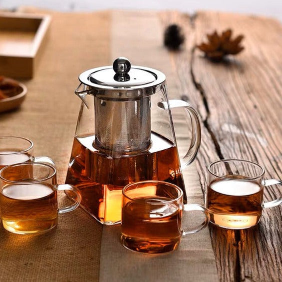 Teekanne aus Glas mit hitzebeständigem Edelstahlaufguss