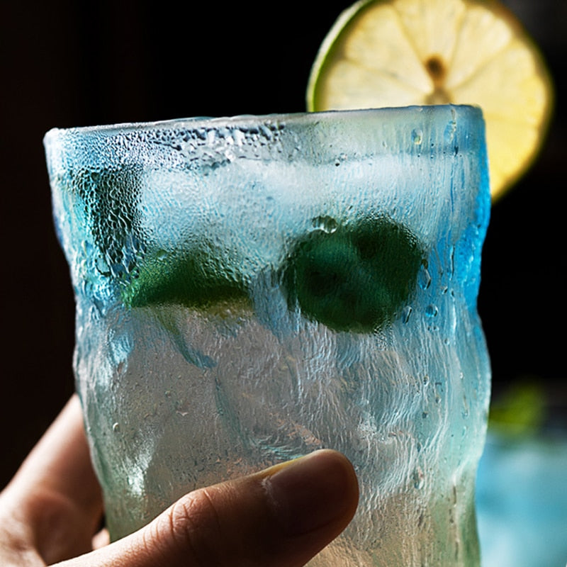 Hitzebeständiger Becher aus Gletscherglas