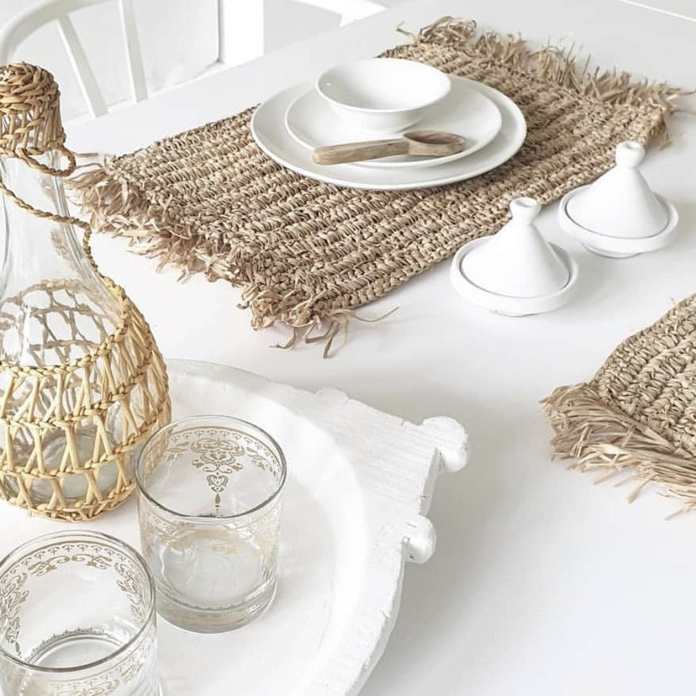 with Stylish Setting and Coasters Placemats Table