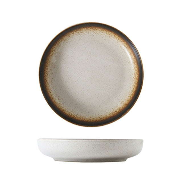 Runde Retro-Keramikplatten im japanischen Stil