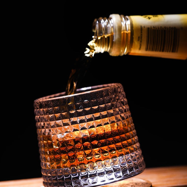 Whiskyglas aus dickem Kristallglas