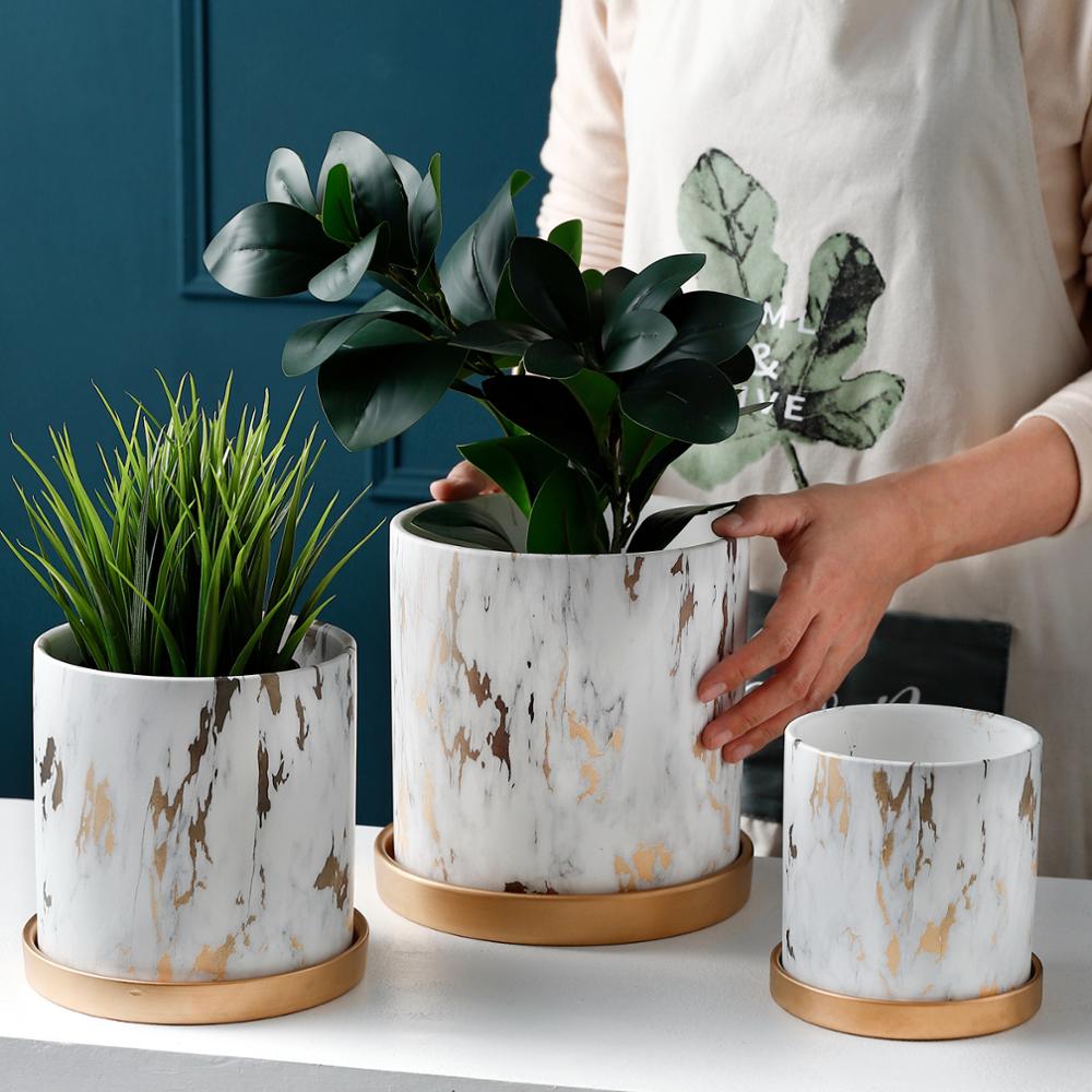 Keramik-Blumentopf mit marmoriertem Aussehen