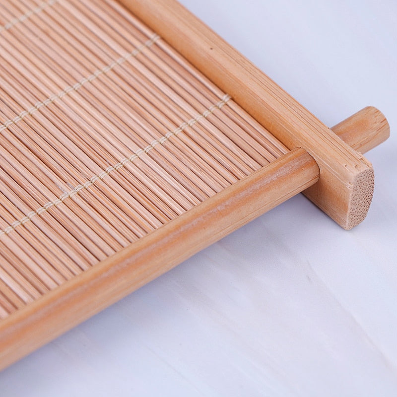 Wärmeisolierendes Teetablett aus Bambus