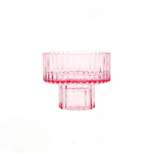 Moderner kleiner Kerzenständer aus rosa Glas