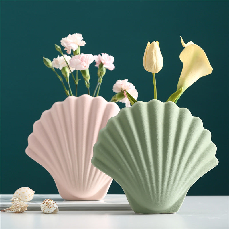 Stilvolle keramische Muschelvase mit abstraktem Muster