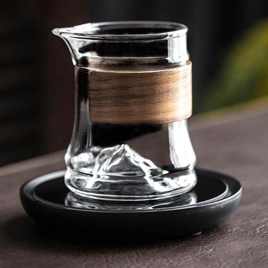 Hitzebeständige Teekanne aus Glas mit Holzgriff