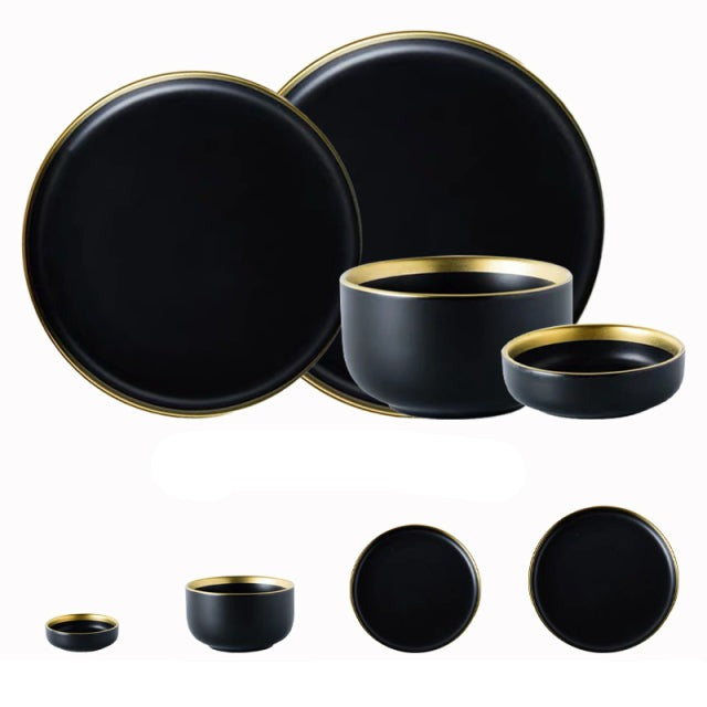 Schwarze Teller aus Porzellan